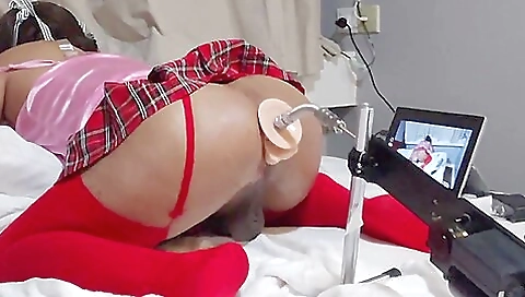 Young babe fucks her older ass with a big dick 2k pov