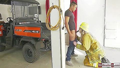Anally busty trans firewoman is a great amateur pornstar