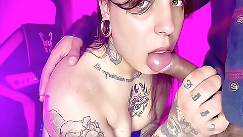 A sexy tranny with a small tits has no problem with anal sex