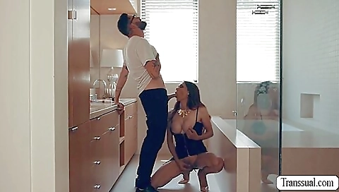 Hot stepmom fucked by her stepson in a deepthroat anal video