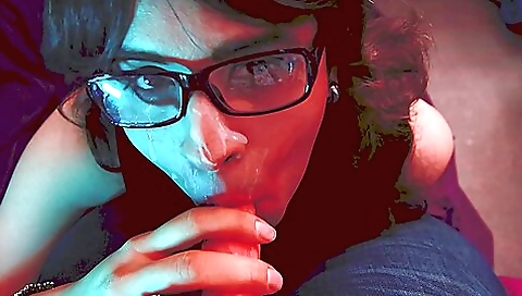 Sexy latina amateur girlfriend gets a nice big round dildo